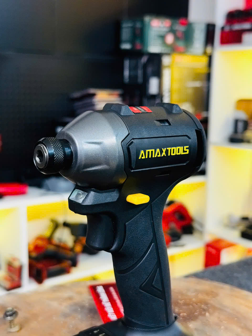 [Mẫu mới] Máy Vặn Vít 230Nm Amaxtools AV23014SM Dùng Pin 21V, Không Chổi Than