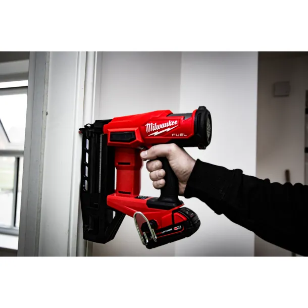 M&aacute;y Bắn đinh Milwaukee M18 FN16GS-0X0