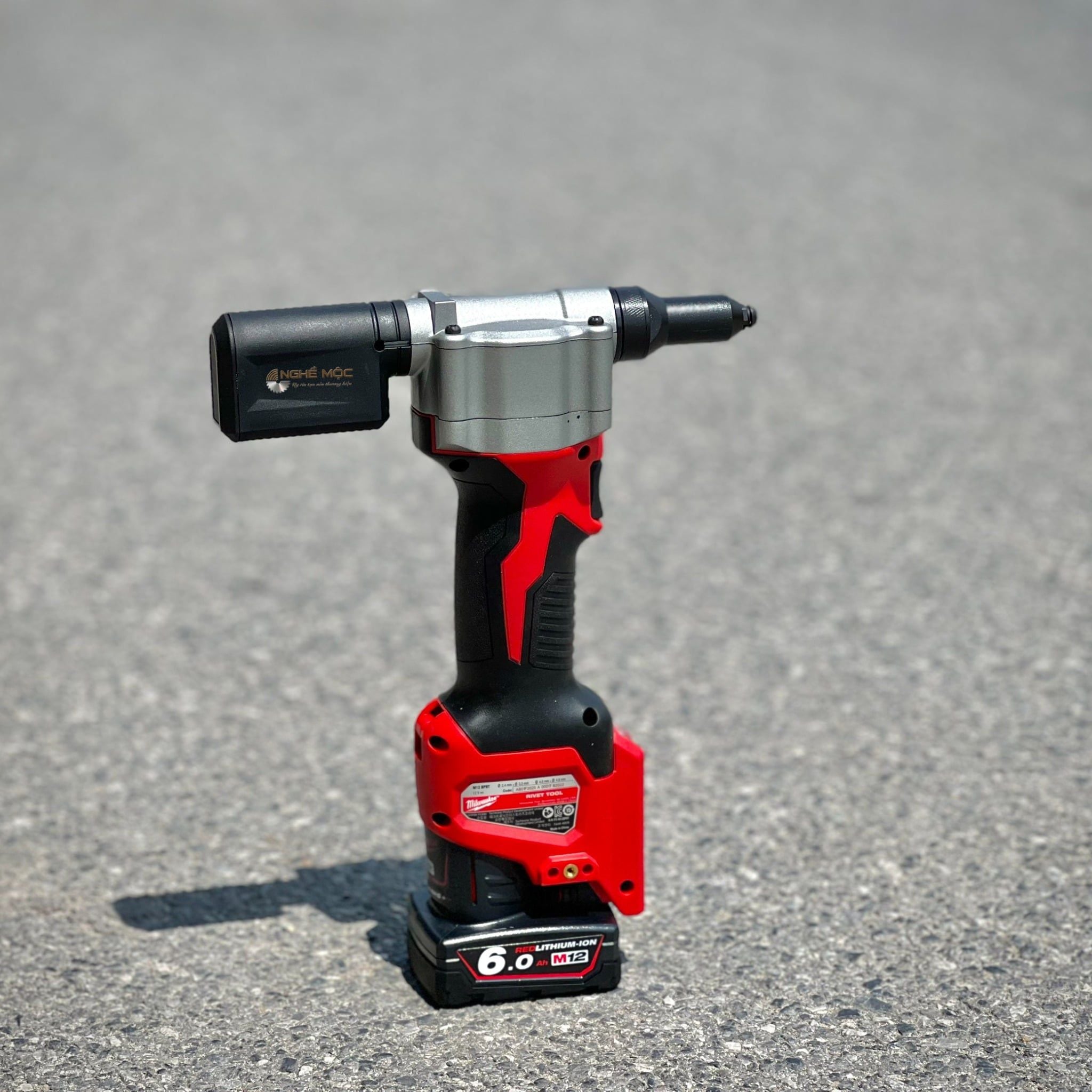 Máy Bắn đinh Rút Milwaukee M12 BPRT-0C - Lực Rút 9.000N, đinh 2.4-4.8mm