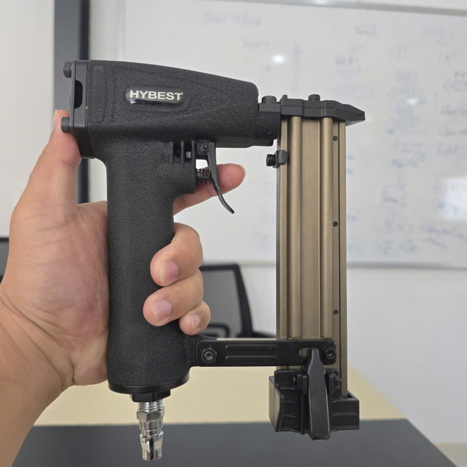 Máy Bắn Đinh Thẳng Hybest F30 - Khí Nén 4-7 Bar, Dùng Đinh F 10-30mm