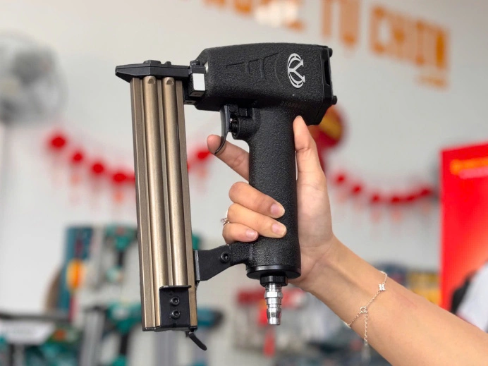 Máy Bắn Đinh Thẳng Hybest F30 - Khí Nén 4-7 Bar, Dùng Đinh F 10-30mm