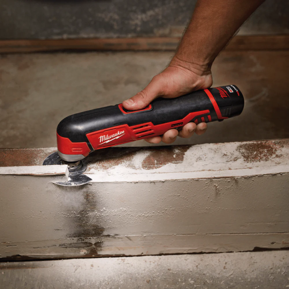 M&aacute;y Cắt đa Năng Milwaukee C12 MT-0B