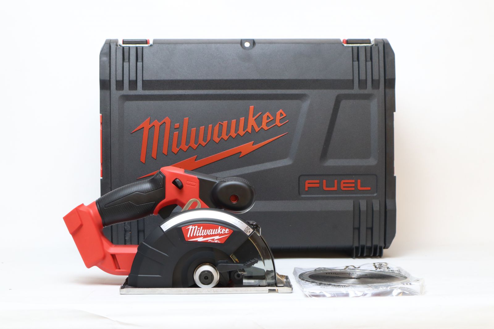M&aacute;y Cắt Kim Loại Milwaukee M18 FMCS-0X