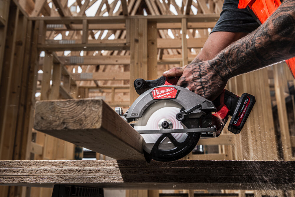 Máy Cưa đĩa Milwaukee M12 FCS442-0 Lưỡi 140mm Cắt Sâu 46mm