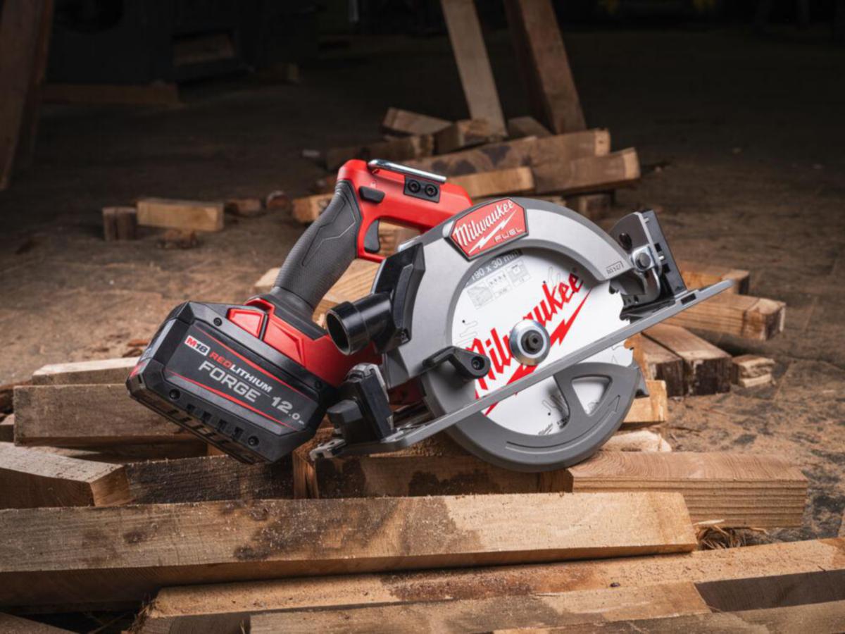 Máy Cưa đĩa Milwaukee M18 FCS66GR3-0 Lưỡi 190mm, Cắt Sâu 68mm, Tốc độ 6.000 Vòng/phút