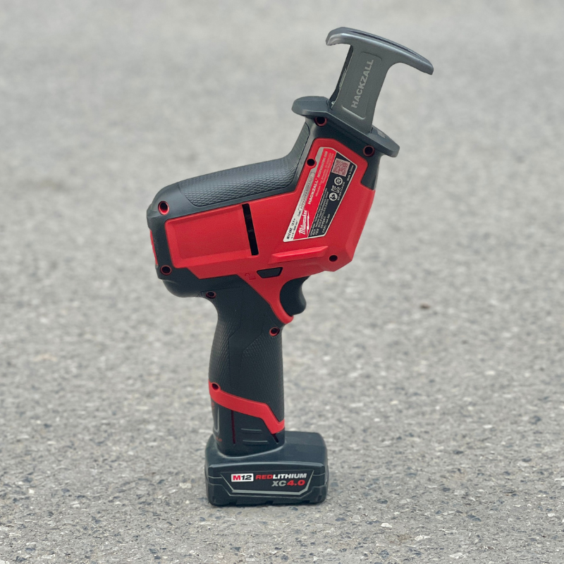 M&aacute;y Cưa Kiếm Milwaukee M12 CHZ-0
