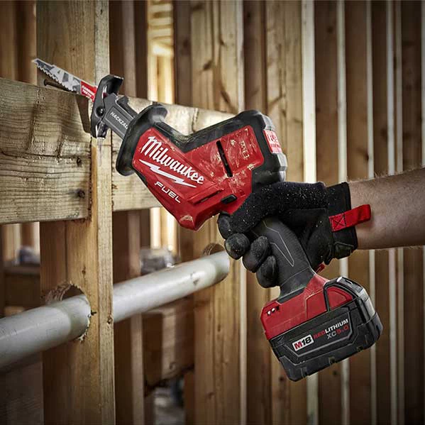 Máy Cưa Kiếm Milwaukee M18 FHZ-0 Thân Máy Tốc độ 0-3.000 L/p, độ Sọc 22mm