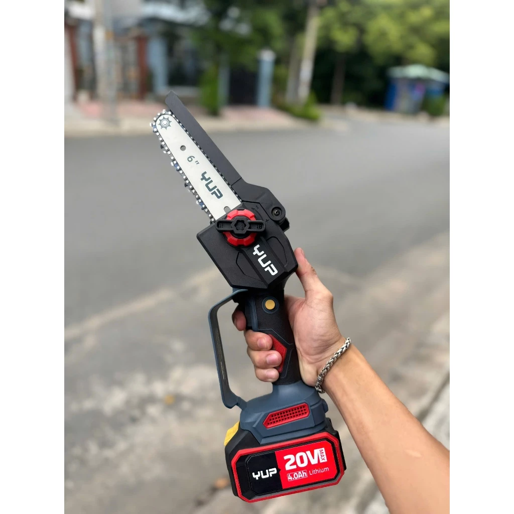 Máy Cưa Xích 6 Inch Yupai YP20-CS06A 20V Chính Hãng, Kèm 2 Pin 4Ah