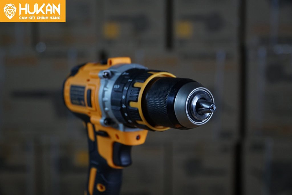 Máy khoan pin hukan và những điều cần biết