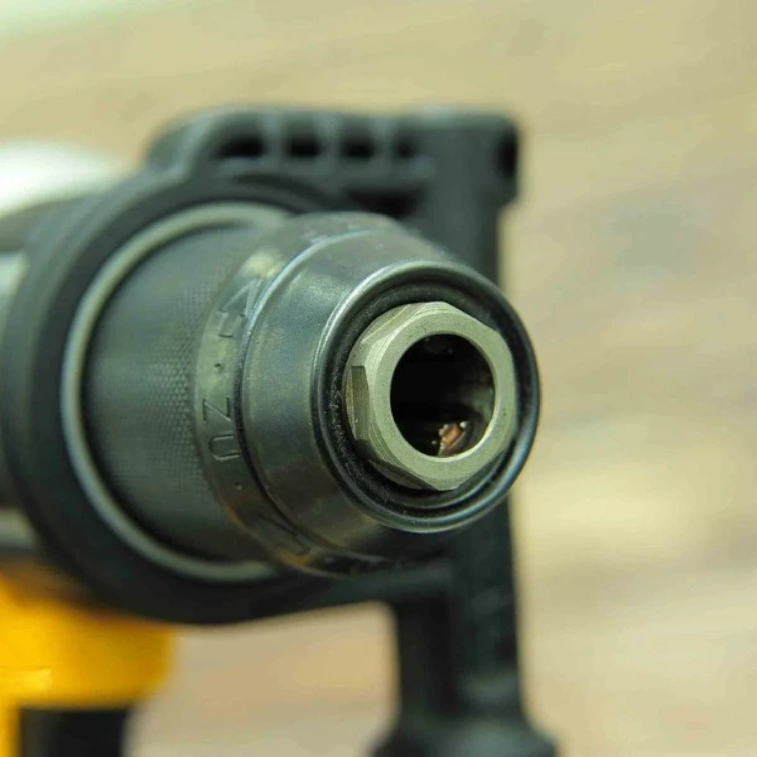Máy Khoan Vặn Vít Dùng Pin 18V Dewalt DCD996N-KR Chính Hãng, Lực Siết 95Nm