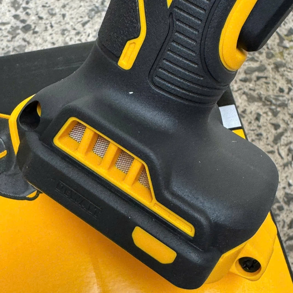 Máy Mài Góc Dewalt DCG408N-B1 100mm Dùng Pin 20V Max, Công Tắc Bóp – Chính Hãng