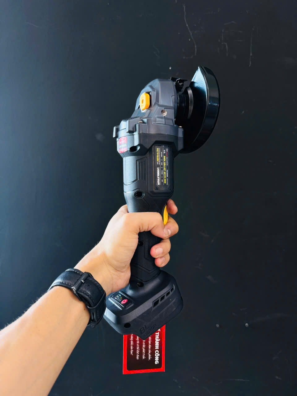 Máy Mài Góc Pin AmaxTools AM100-ULTRA 21V 100mm Không Chổi Than, Tốc Độ 7000 VòngPhút