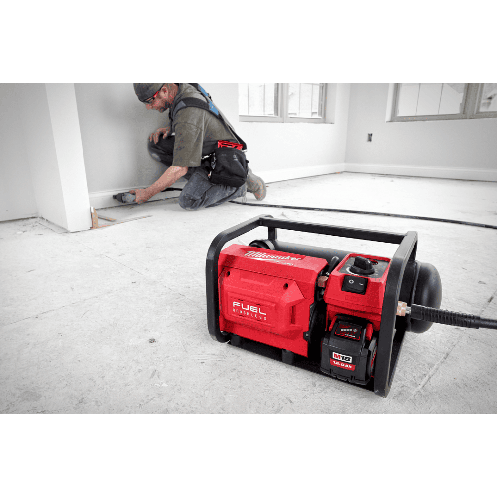 Máy Nén Khí Milwaukee M18 FAC-0 ASIA, Bình 7.6L, 135psi, 68dBA