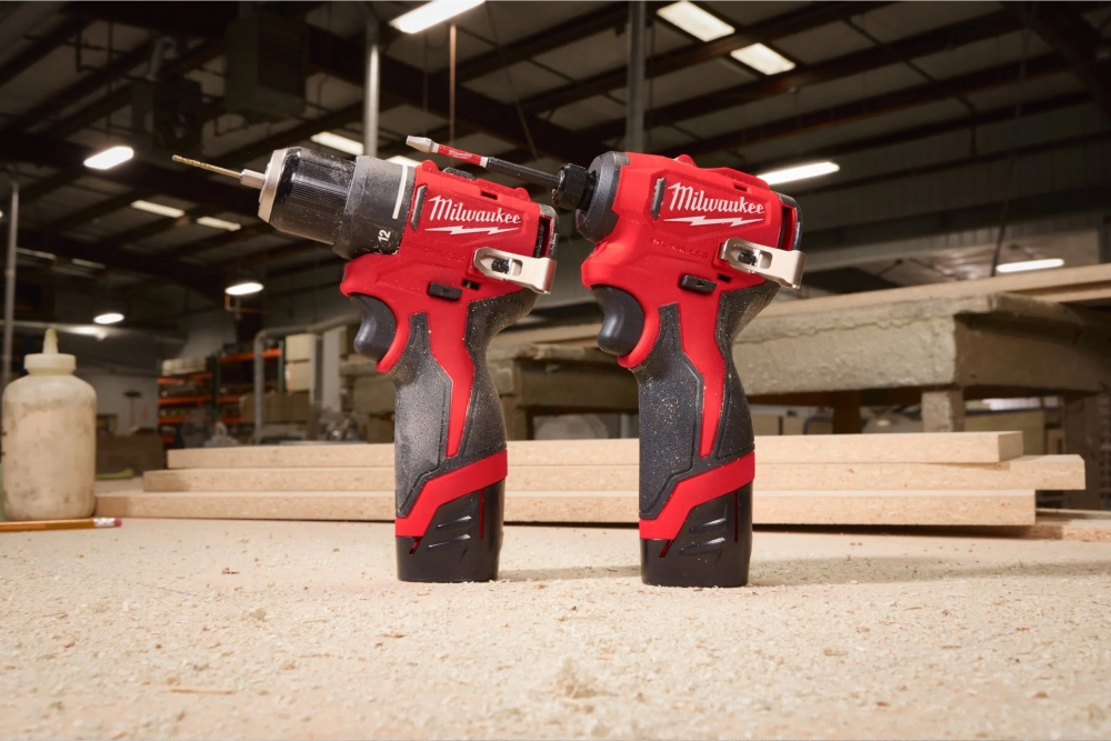 Máy Vặn Vít Dùng Pin 12V Milwaukee M12 BLIDRC-0