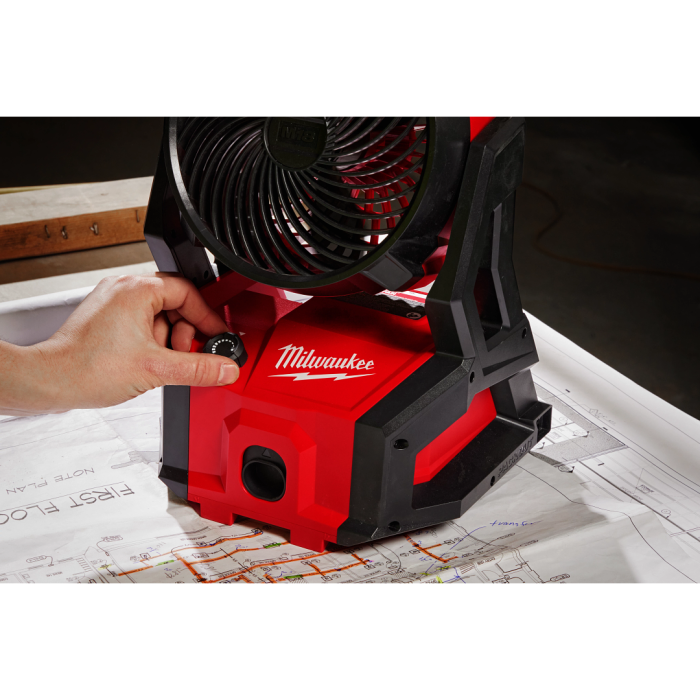 Quạt Chạy Pin Milwaukee M18 AFG2-0 Kết Nối PACKOUT, Lưu Lượng 1.444m³/h
