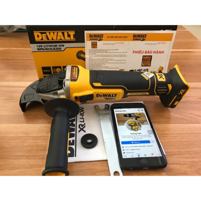 Thân Máy Mài Dewalt DCG405 Cốt 100mm Dùng Pin 20V Chính Hãng