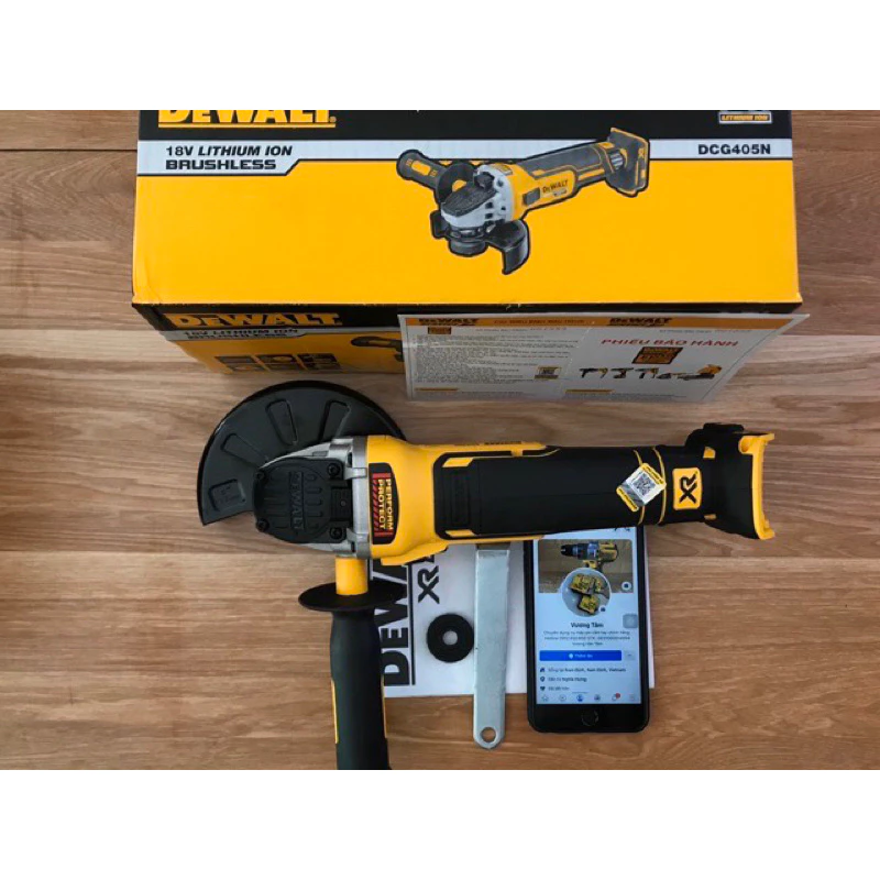 Thân Máy Mài Dewalt DCG405 Cốt 100mm Dùng Pin 20V Chính Hãng