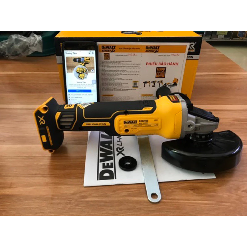 Thân Máy Mài Dewalt DCG405 Cốt 100mm Dùng Pin 20V Chính Hãng