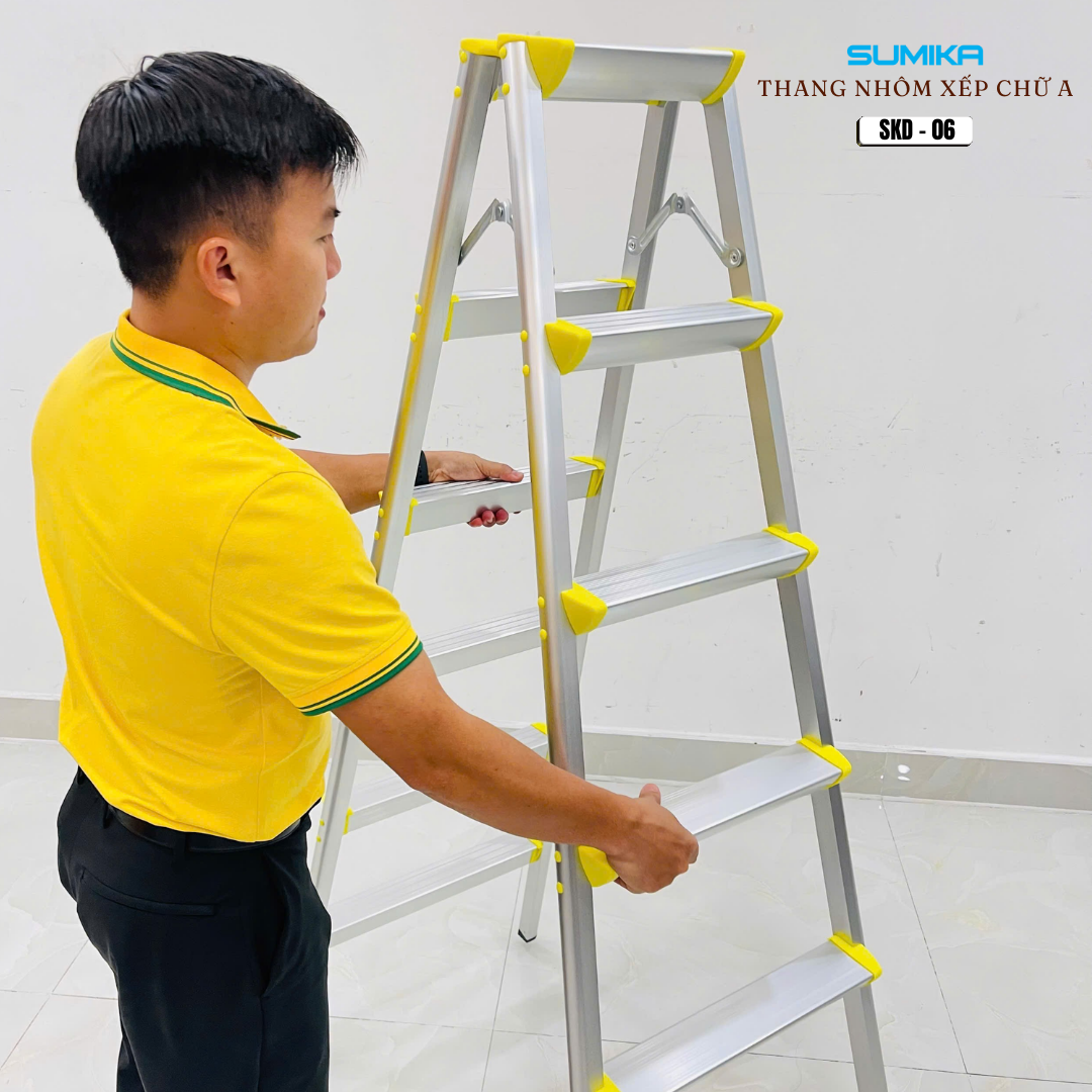 Thang Nhôm Dạng Bậc Ghế SUMIKA SKD06 - Gấp Gọn, Bậc Rộng 17cm, Chịu Tải 100kg