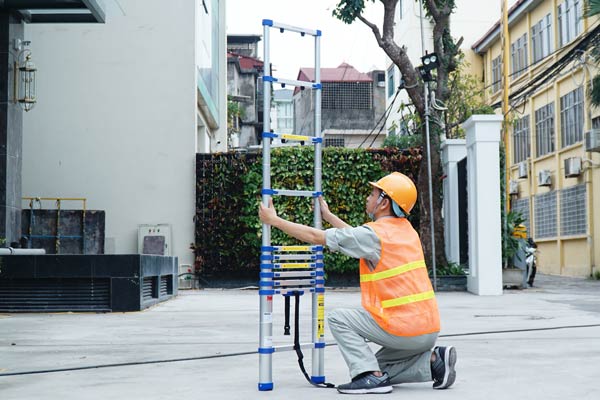 Thang Nhôm Rút Gọn đơn 3,2m Advindeq ADT210B Tải Trọng 150kg