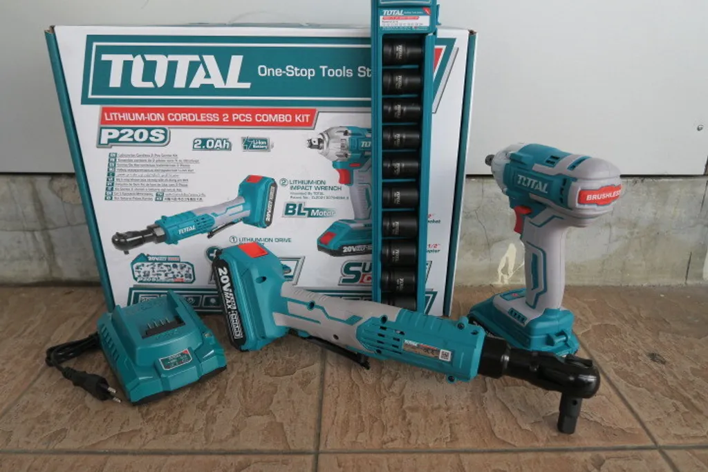 Combo Total TOSLI23043 (Máy Siết Bulong TIWLI2038 & Máy Siết Góc TDRLI206015) - Dùng Pin 20V, Kèm 2 Pin, 1 Sạc, Bộ Đầu Tuýp