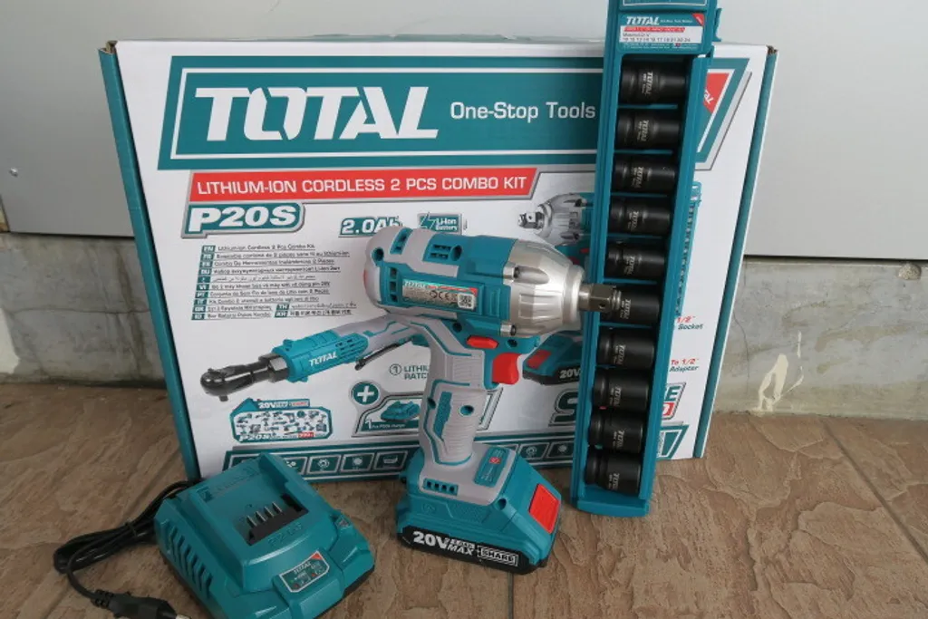 Combo Total TOSLI23043 (Máy Siết Bulong TIWLI2038 & Máy Siết Góc TDRLI206015) - Dùng Pin 20V, Kèm 2 Pin, 1 Sạc, Bộ Đầu Tuýp