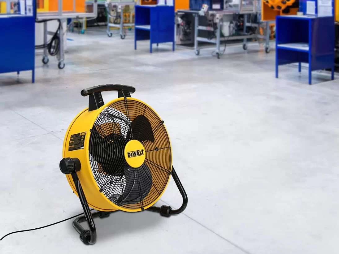Quạt Sàn Công Nghiệp 18 Inch DeWalt DXF1832, Công Suất 100W, Lưu Lượng Gió 77.000 L/M
