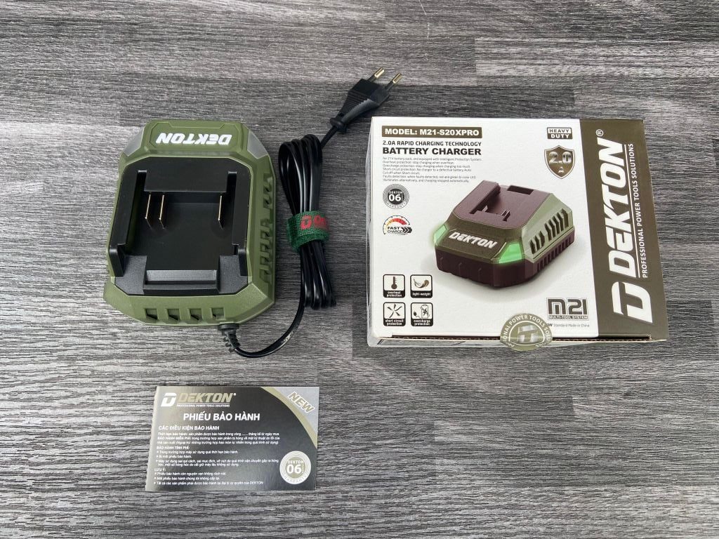 Sạc Pin Dekton 21V 2.0Ah S20XPRO M21-S20XPRO