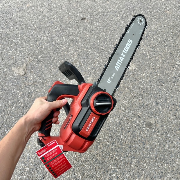 Thân Máy Cưa Xích Dùng Pin AMAXTOOL ACX305-SM Sử Dụng Chân Pin Thông Dụng