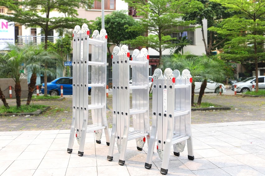 Thang Nhôm Gấp 4 Khúc 3m6 Ameca AMC-M203C