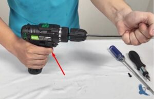 Một số vấn đề thường gặp khi th&aacute;o đầu m&aacute;y khoan pin