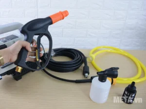 M&aacute;y rửa xe của META