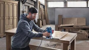Hướng dẫn sử dụng m&aacute;y phay gỗ an to&agrave;n v&agrave; hiệu quả